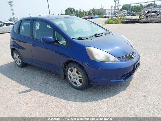 2013 Honda Fit Lx მანქანა იყიდება აუქციონზე, vin: LUCGE8H53D3006583, აუქციონის ნომერი: 20269783