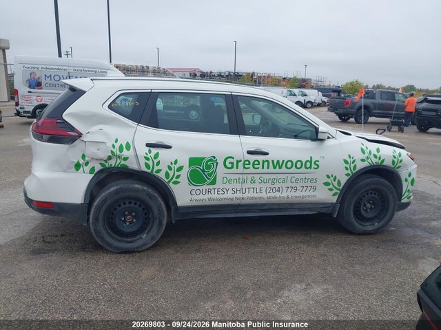 Nissan ROGUE S 2018 5N1AT2MV2JC765641 Image 14