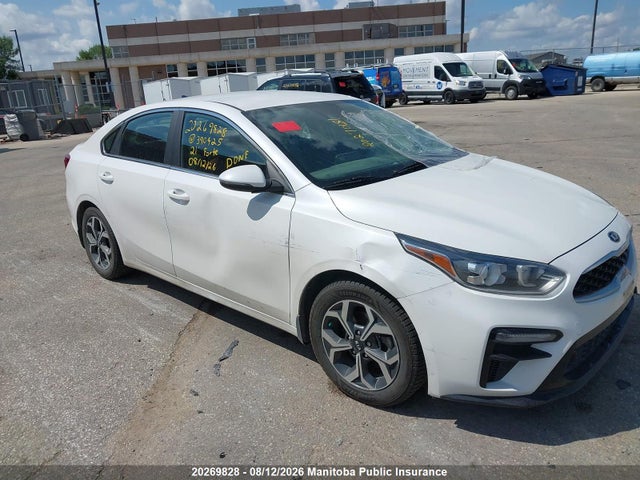 2021 Kia Forte Ex მანქანა იყიდება აუქციონზე, vin: 3KPF54AD4ME390425, აუქციონის ნომერი: 20269828