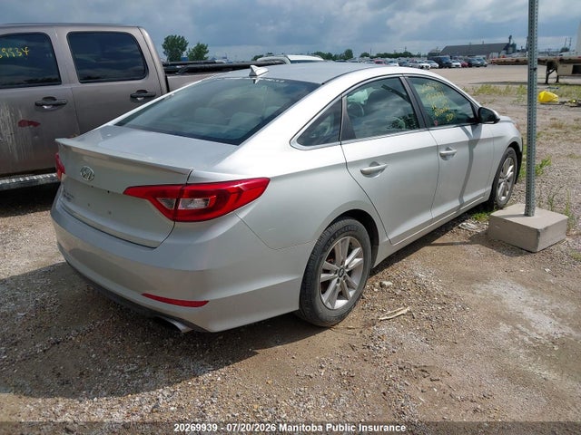 Hyundai SONATA GL 2015 5NPE24AF2FH068046 Image 4