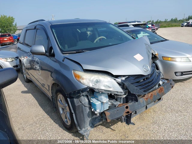 2012 Toyota Sienna Le V6 მანქანა იყიდება აუქციონზე, vin: 5TDKK3DC5CS263871, აუქციონის ნომერი: 20270008