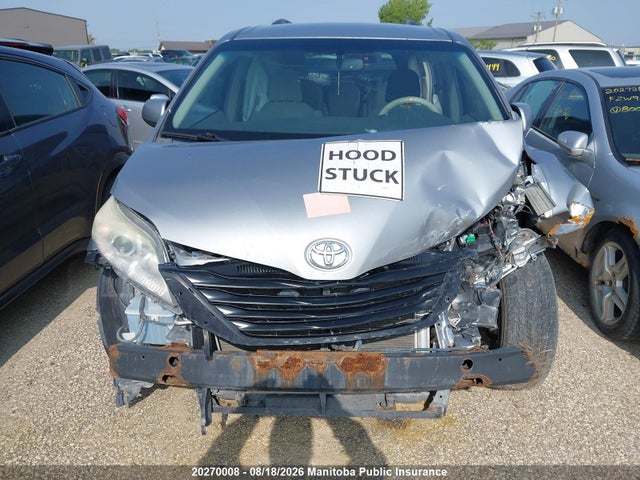2012 Toyota Sienna Le V6 მანქანა იყიდება აუქციონზე, vin: 5TDKK3DC5CS263871, აუქციონის ნომერი: 20270008