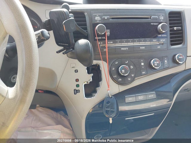 2012 Toyota Sienna Le V6 მანქანა იყიდება აუქციონზე, vin: 5TDKK3DC5CS263871, აუქციონის ნომერი: 20270008
