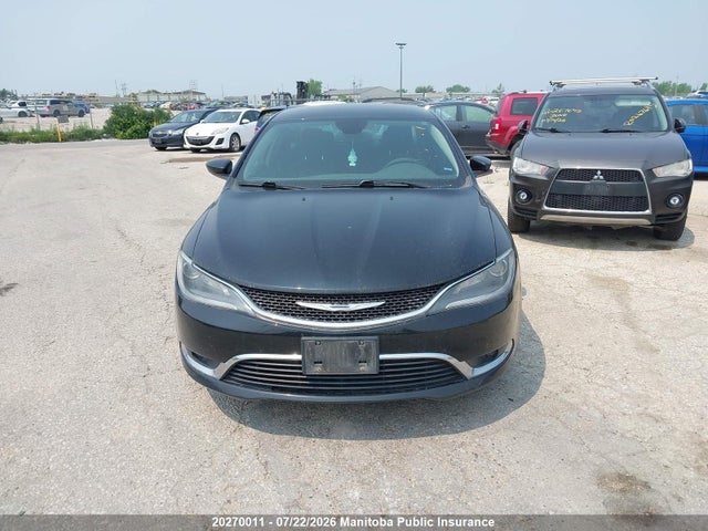 20270011 :رقم المزاد ، 1C3CCCAG2FN740148 vin ، 2015 Chrysler 200 Limited V6 مزاد بيع
