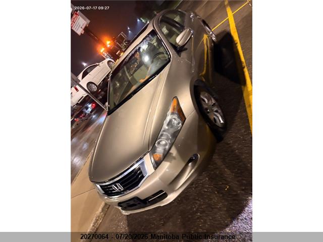 20270064 :رقم المزاد ، 5KBCP3F70AB501022 vin ، 2010 Honda Accord Ex-v6 مزاد بيع