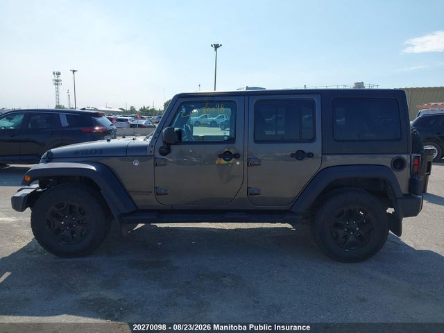 1C4BJWDG5GL185705 Jeep Wrangler Unlimited Sport