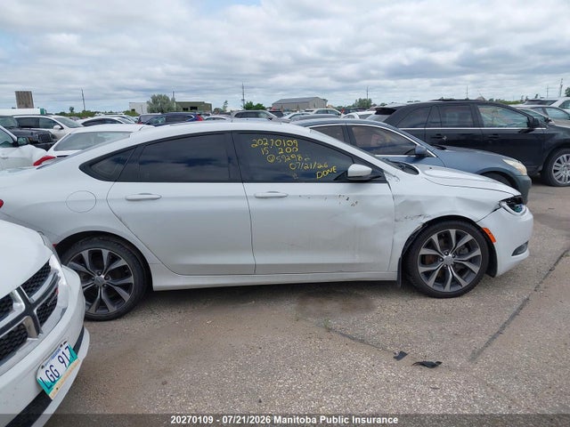 20270109 :رقم المزاد ، 1C3CCCDG0FN592982 vin ، 2015 Chrysler 200 S V6 مزاد بيع