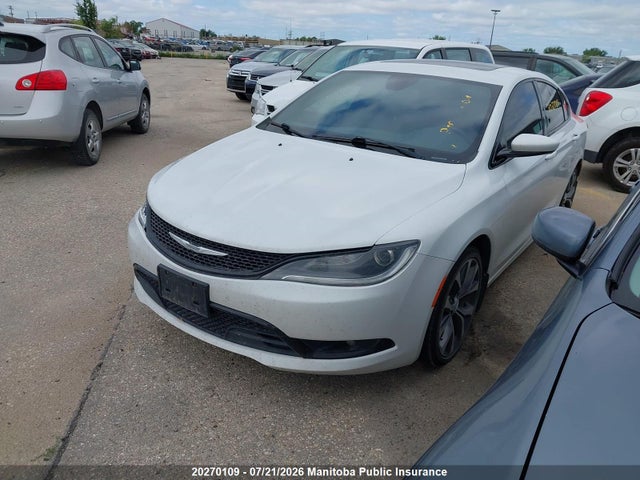 20270109 :رقم المزاد ، 1C3CCCDG0FN592982 vin ، 2015 Chrysler 200 S V6 مزاد بيع