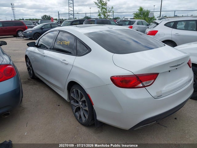 20270109 :رقم المزاد ، 1C3CCCDG0FN592982 vin ، 2015 Chrysler 200 S V6 مزاد بيع