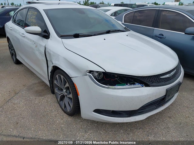 20270109 :رقم المزاد ، 1C3CCCDG0FN592982 vin ، 2015 Chrysler 200 S V6 مزاد بيع