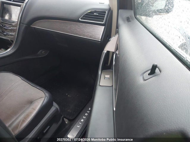 20270302 :رقم المزاد ، 2LMDJ8JK0BBJ18533 vin ، 2011 Lincoln Mkx مزاد بيع