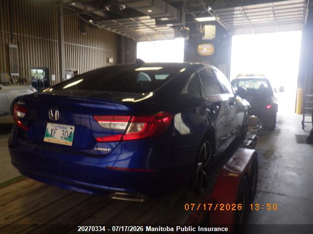 20270334 :رقم المزاد ، 1HGCV1F36JA800935 vin ، 2018 Honda Accord Sport مزاد بيع