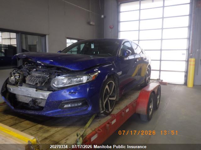 20270334 :رقم المزاد ، 1HGCV1F36JA800935 vin ، 2018 Honda Accord Sport مزاد بيع