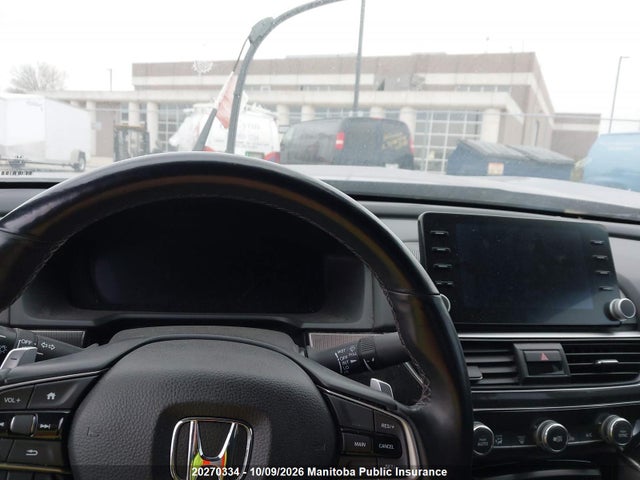 20270334 :رقم المزاد ، 1HGCV1F36JA800935 vin ، 2018 Honda Accord Sport مزاد بيع