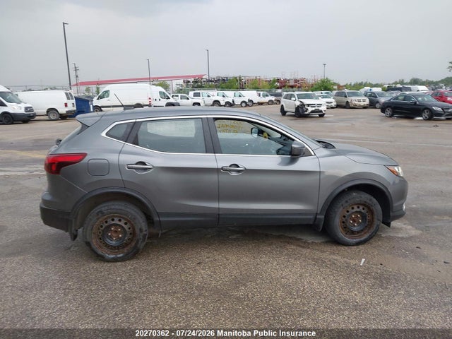 20270362 :رقم المزاد ، JN1BJ1CP0JW107717 vin ، 2018 Nissan Qashqai Sv مزاد بيع