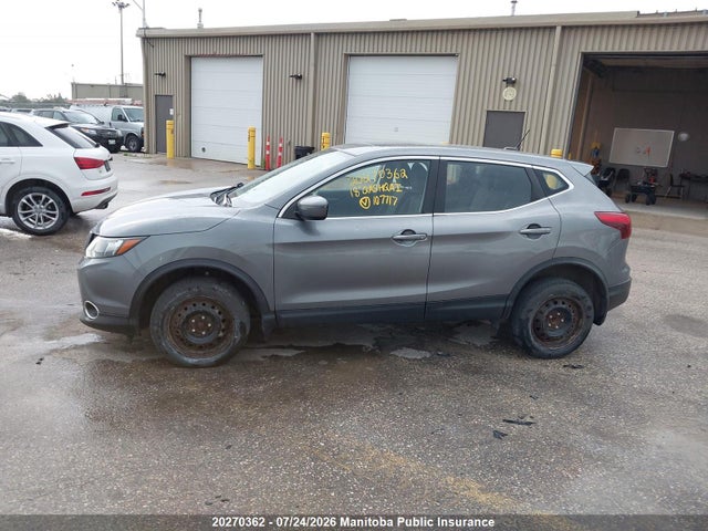 20270362 :رقم المزاد ، JN1BJ1CP0JW107717 vin ، 2018 Nissan Qashqai Sv مزاد بيع