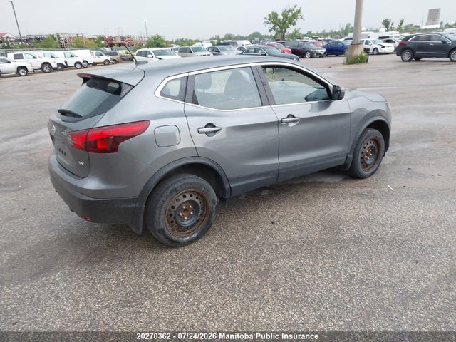 20270362 :رقم المزاد ، JN1BJ1CP0JW107717 vin ، 2018 Nissan Qashqai Sv مزاد بيع