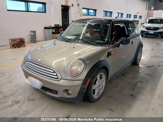 2009 Mini Cooper მანქანა იყიდება აუქციონზე, vin: WMWMF33529TW74300, აუქციონის ნომერი: 20270366