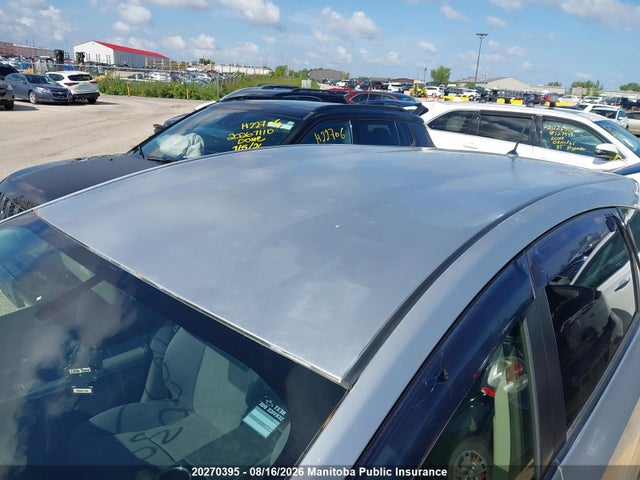 JTDZN3EU6EJ010152 Toyota PRIUS V