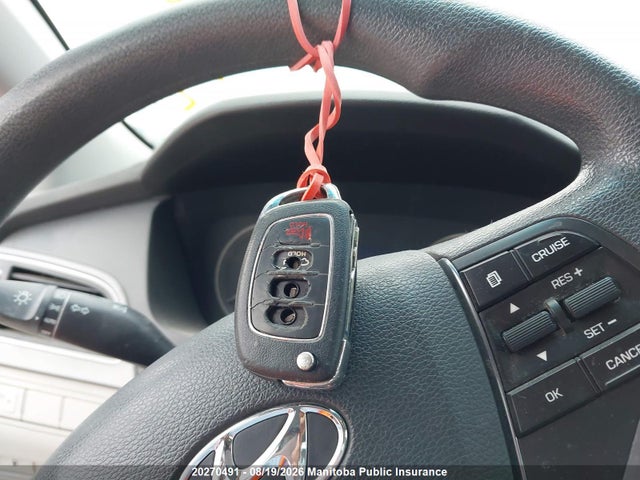 5NPE24AF8FH131604 Hyundai SONATA GL