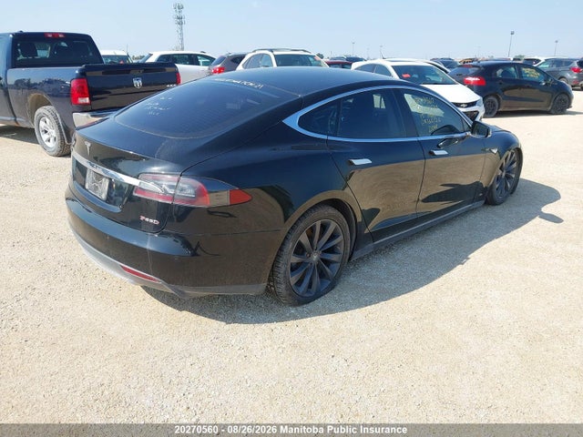 Продаж на аукціоні авто 2015 Tesla Model S 85d, vin: 5YJSA1H22FF082549, номер лоту: 20270560