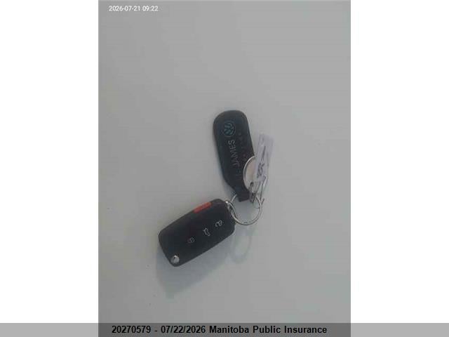 2010 Volkswagen Golf 2.0 Tdi მანქანა იყიდება აუქციონზე, vin: 3VWKL7AJ8AM694979, აუქციონის ნომერი: 20270579