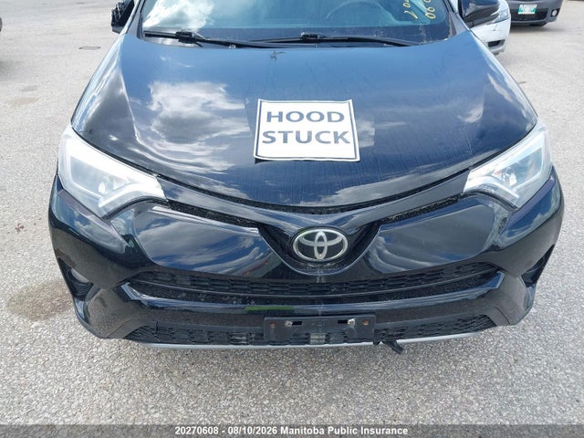 Продажа на аукционе авто 2017 Toyota Rav4 Se, vin: 2T3JFREV5HW638876, номер лота: 20270608