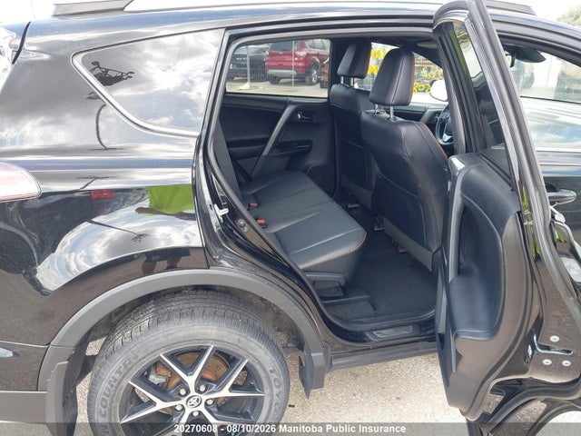 Продажа на аукционе авто 2017 Toyota Rav4 Se, vin: 2T3JFREV5HW638876, номер лота: 20270608