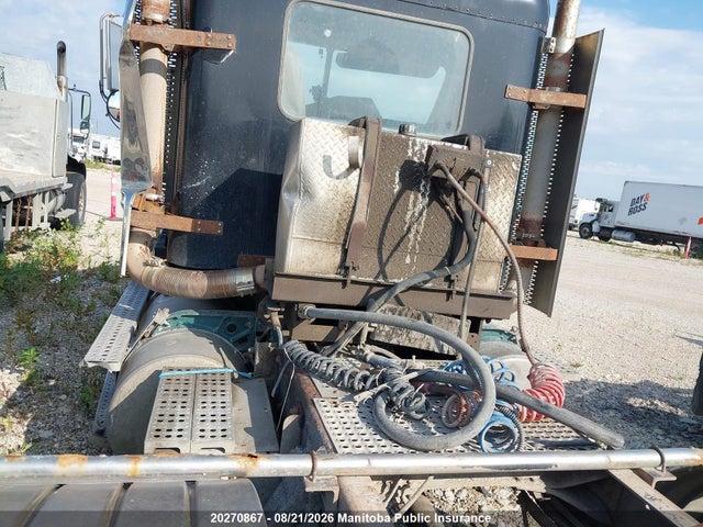 20270867 :رقم المزاد ، 1FUYDSEBXRP603225 vin ، 1994 Freightliner Truck Tractor مزاد بيع