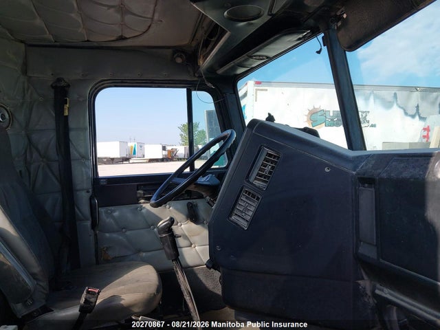 20270867 :رقم المزاد ، 1FUYDSEBXRP603225 vin ، 1994 Freightliner Truck Tractor مزاد بيع