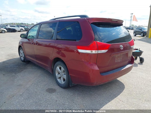 2012 Toyota Sienna Le V6 მანქანა იყიდება აუქციონზე, vin: 5TDKK3DC9CS256809, აუქციონის ნომერი: 20270930