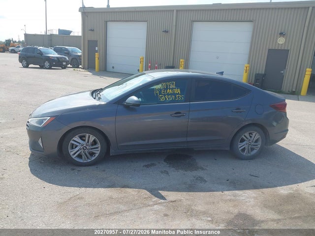 20270957 :رقم المزاد ، KMHD84LF6KU857335 vin ، 2019 Hyundai Elantra Preferred مزاد بيع