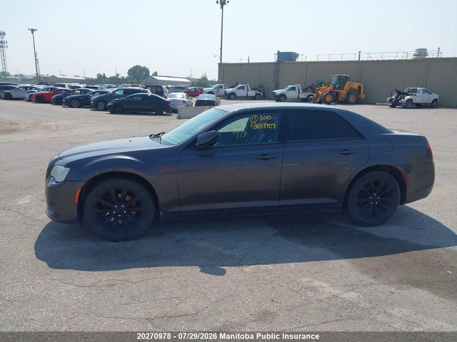 2C3CCAGG8HH647707 Chrysler 300 S