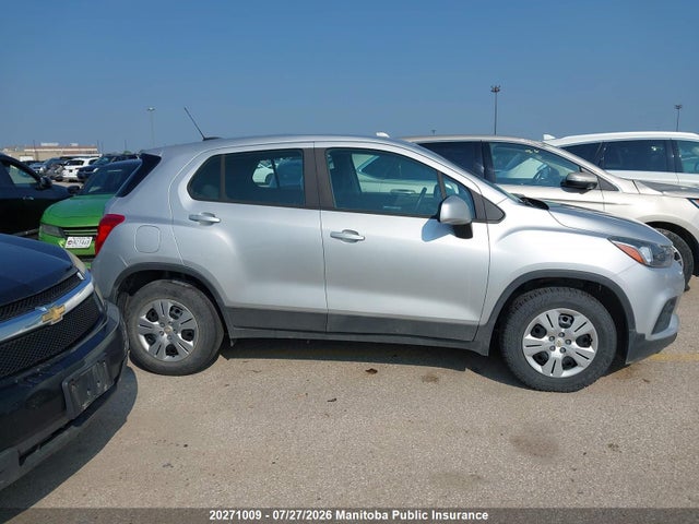 Chevrolet TRAX LS 2017 3GNCJKSBXHL247603 Image 13