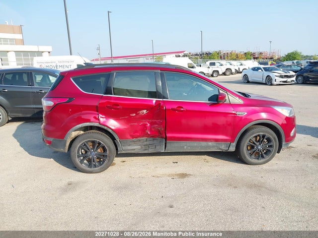 1FMCU9HD8JUC23356 Ford ESCAPE SEL