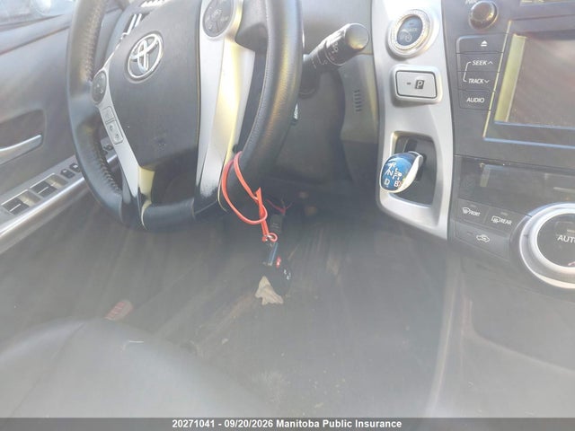 Продажа на аукционе авто 2013 Toyota Prius V, vin: JTDZN3EU6D3218874, номер лота: 20271041