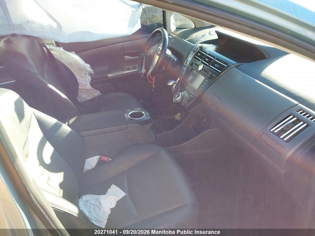 Продажа на аукционе авто 2013 Toyota Prius V, vin: JTDZN3EU6D3218874, номер лота: 20271041