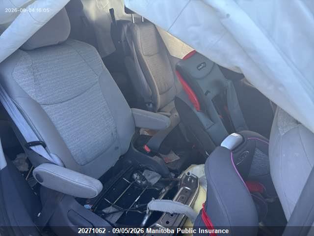 Продажа на аукционе авто 2021 Toyota Sienna Le Hybrid, vin: 5TDGRKEC3MS067102, номер лота: 20271062