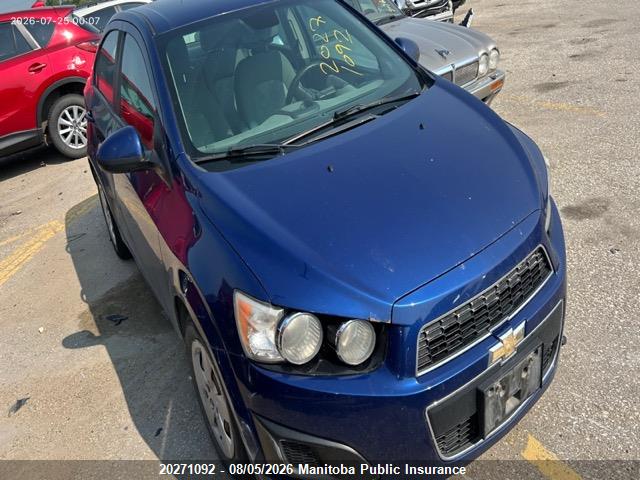 20271092 :رقم المزاد ، 1G1JA5EH9D4222248 vin ، 2013 Chevrolet Sonic Ls مزاد بيع