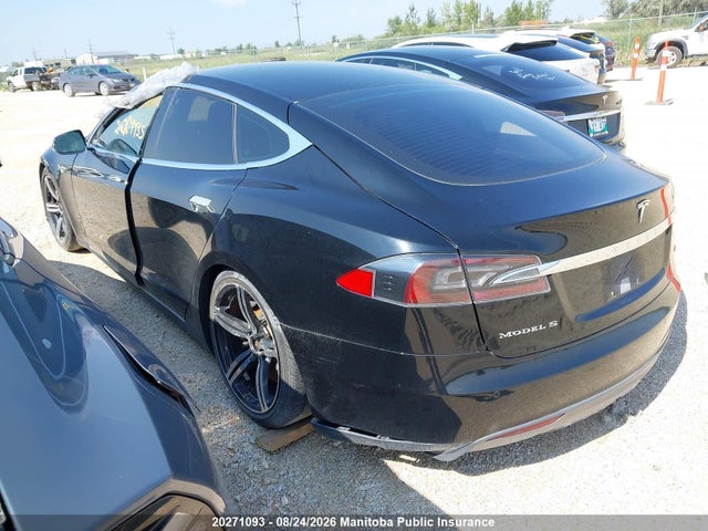 20271093 :رقم المزاد ، 5YJSA1CNXDFP19721 vin ، 2013 Tesla Model S 85 مزاد بيع