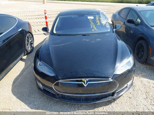 20271093 :رقم المزاد ، 5YJSA1CNXDFP19721 vin ، 2013 Tesla Model S 85 مزاد بيع