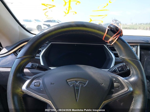 20271093 :رقم المزاد ، 5YJSA1CNXDFP19721 vin ، 2013 Tesla Model S 85 مزاد بيع
