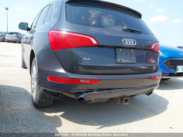 20271095 :رقم المزاد ، WA1LKCFP3AA074967 vin ، 2010 Audi Q5 V6 مزاد بيع