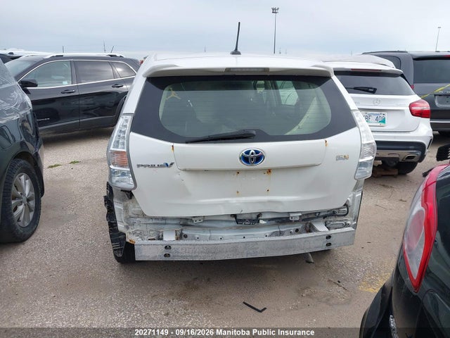 Продажа на аукционе авто 2013 Toyota Prius V, vin: JTDZN3EU6D3204683, номер лота: 20271149