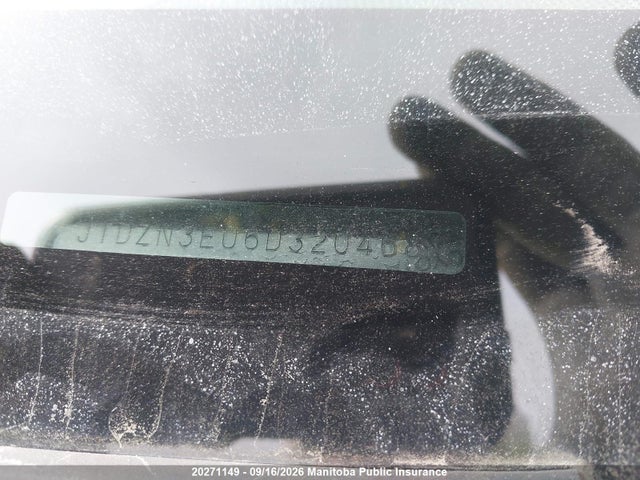 Продажа на аукционе авто 2013 Toyota Prius V, vin: JTDZN3EU6D3204683, номер лота: 20271149
