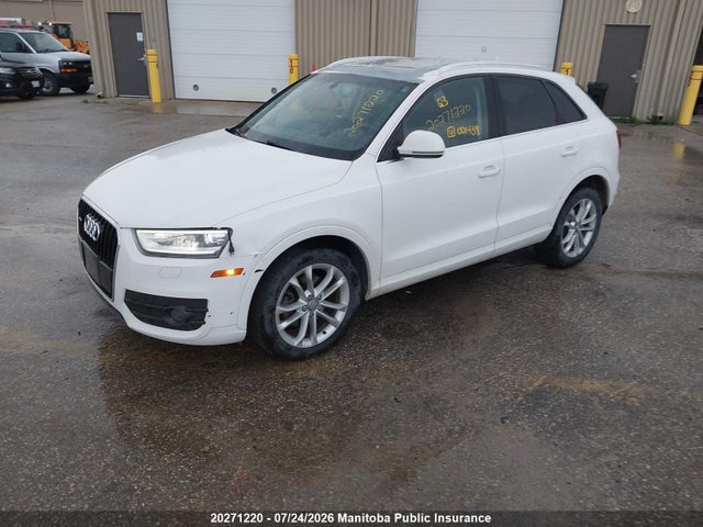 2015 Audi Q3 მანქანა იყიდება აუქციონზე, vin: WA1GFEFS9FR001438, აუქციონის ნომერი: 20271220