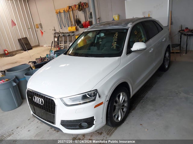 2015 Audi Q3 მანქანა იყიდება აუქციონზე, vin: WA1GFEFS9FR001438, აუქციონის ნომერი: 20271220