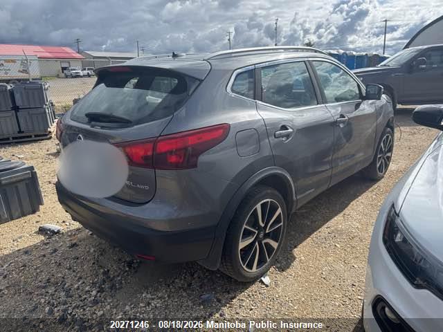 JN1BJ1CR4JW261395 Nissan Qashqai Sl