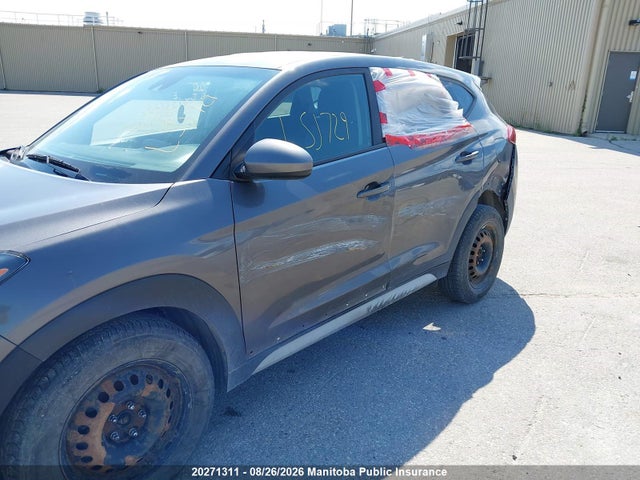 Продажа на аукционе авто 2020 Hyundai Tucson Essential, vin: KM8J23A43LU150355, номер лота: 20271311