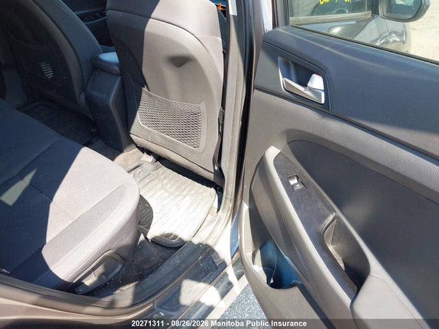 Продажа на аукционе авто 2020 Hyundai Tucson Essential, vin: KM8J23A43LU150355, номер лота: 20271311